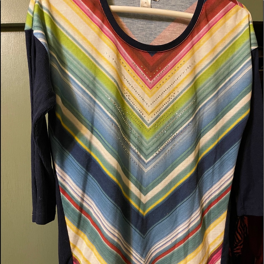 Multi colored 3/4 sleeve with small stones